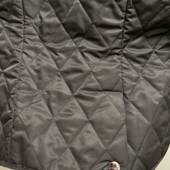 Burberry Quilted Thermoregulated Jacket in Black Colour - Picture 4 of 12
